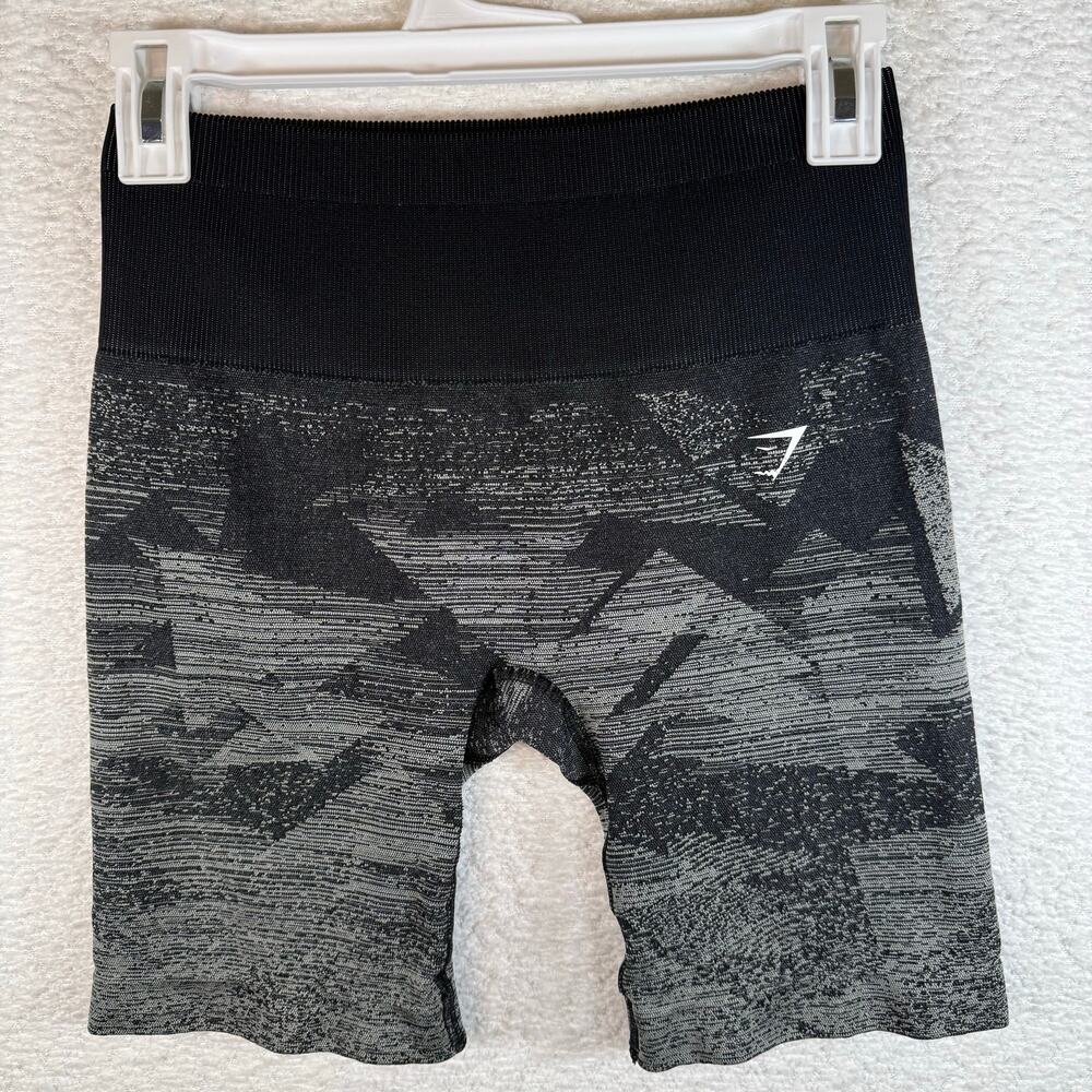Gymshark womens seamless geometric compression shorts black/grey size small